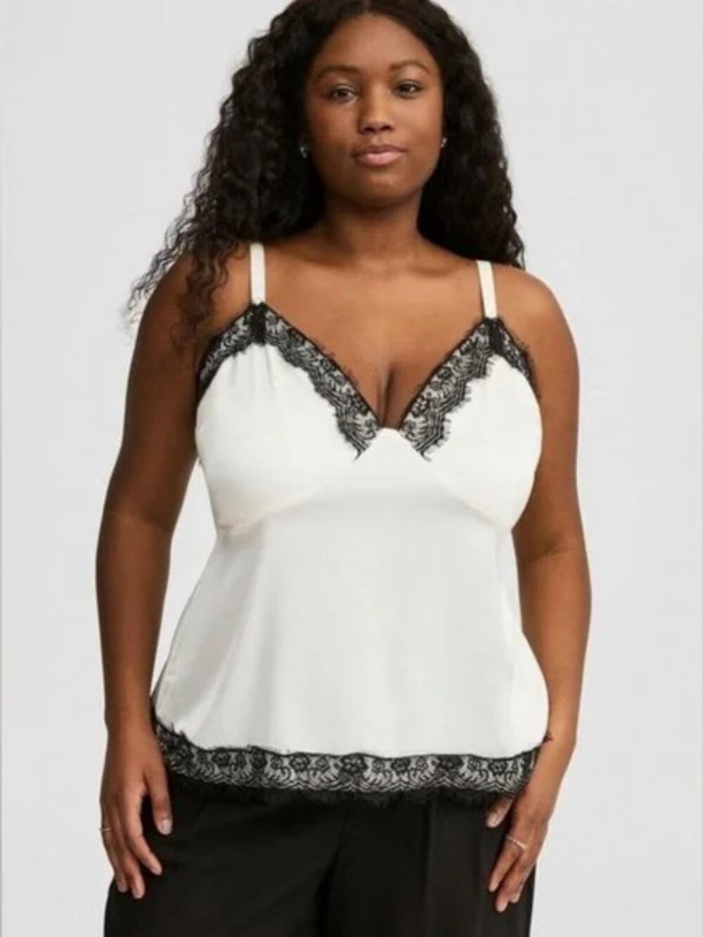 NWT - Torrid Size 4 Satin Lace Trim Cami Ivory With Black Lace